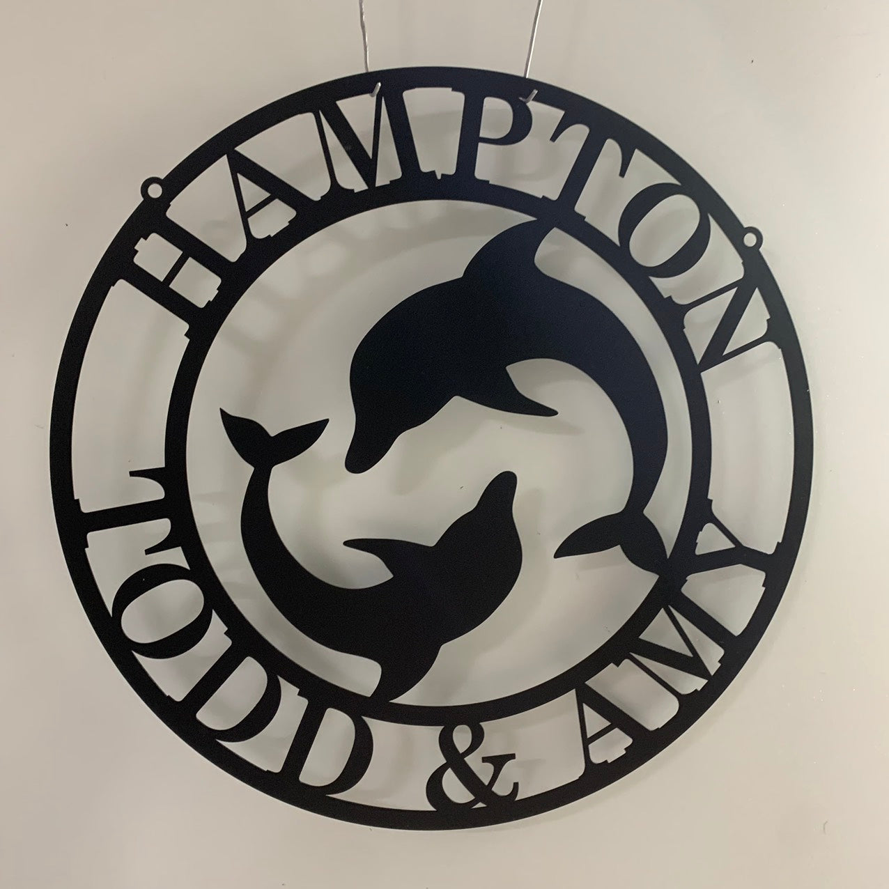Peraonalized Couple Dolphin Metal Wall Art, Custom Dolphin Metal Name Sign, Dolphin Monogram Sign, Dolphin Beach House Metal Wall Decor