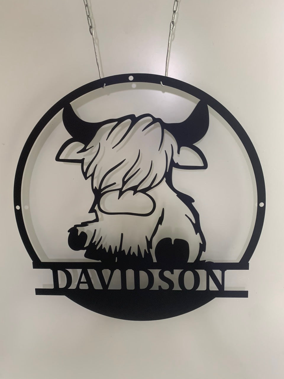 Personalized Highland Cow Metal Name Sign, Custom Cute Highland Cow Sitting Metal Wall Art, Baby Cow Kids Room Metal Wall Sign
