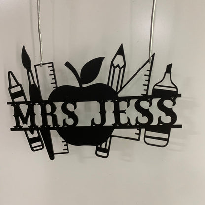 Personalized Teacher Name Sign Metal Art, Custom Teacher Apple Metal Sign, Metal Apple Teacher Classroom Wall Sign Decor
