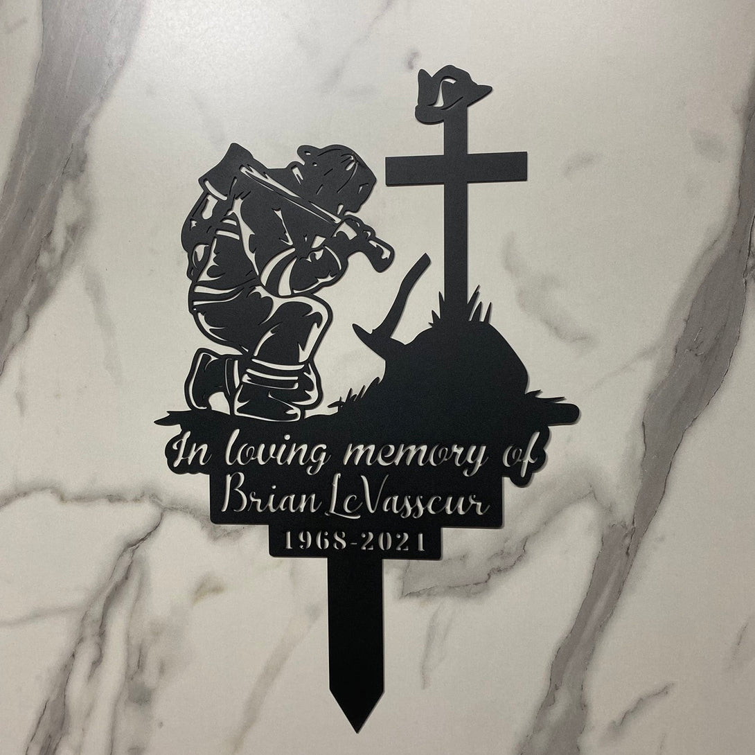 Custom Fireman Memorial Metal Stake, Firefighter Kneeling At Cross Metal Plaque With Stake, Firefighter Loss Metal Grave Maker, Fireman Cemetery Stake