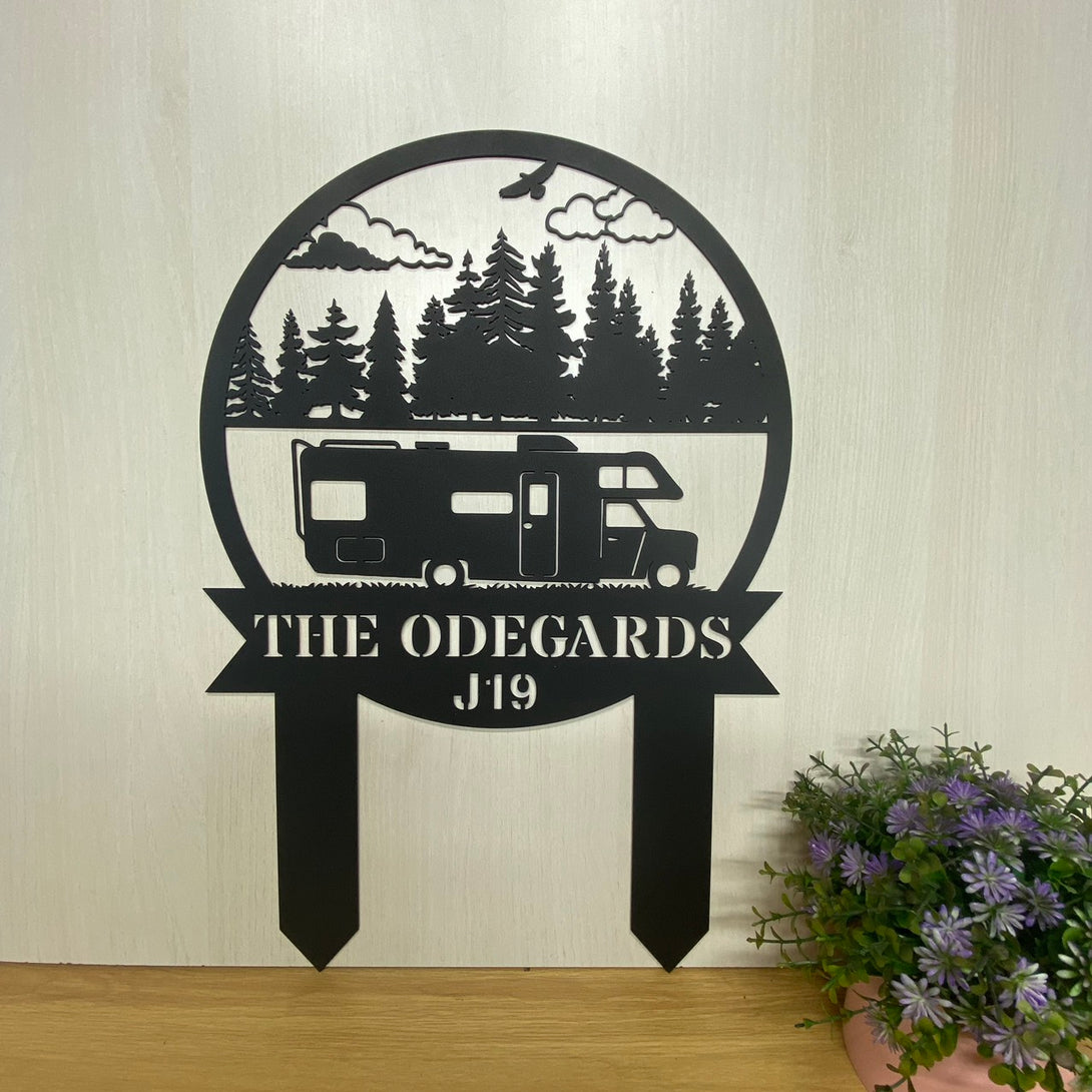 Custom Happy Camper Rv Metal Sign With Stake, Personalized Family Name Campsite Metal Stake, Lakehouse Camping Sign Decor, Great Outdoor Camping Sign