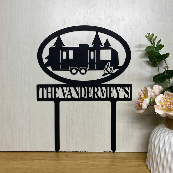 Custom Happy Camper Metal Sign With Stake, Personalized Family Name Campsite Metal Stake, Great Outdoor Camping Sign, Mountain Camping Sign Decor