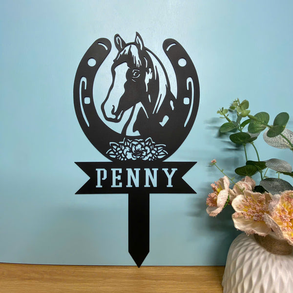 Personalized Horseshoe Memorial Metal Yard Sign, Custom Horse Memorial Metal Garden Sign With Stake, Horse Metal Grave Marker, Pet Loss Metal Stake