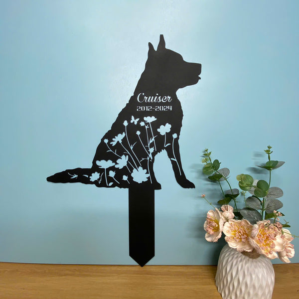 Personalized Australian Cattle Dog Memorial Metal Stake, Custom Dog Grave Marker Metal Yard Sign, Pet Loss Remembrance Stake, Floral Dog Sympathy Sign