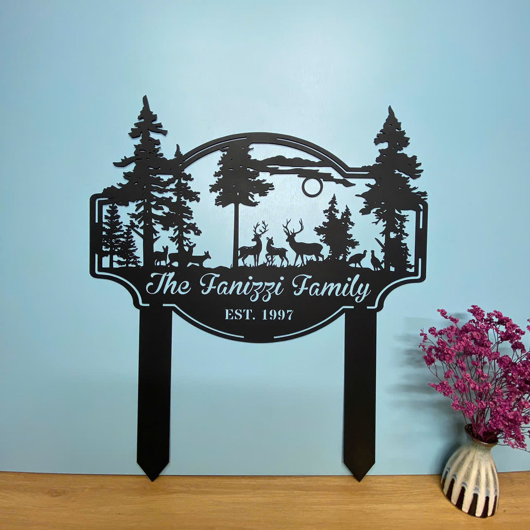 Personalized Forest Deer Metal Garden Stake, Wildlife Hunting Yard Sign, Custom Family Name Wild Deer Metal Stake, Hunting Cabin Metal Outdoor Decor